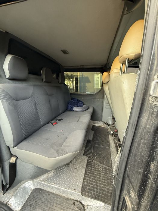 Vand Opel Vivaro 5+1 XL