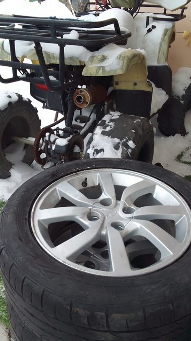 Диски на ладу. С резиной.