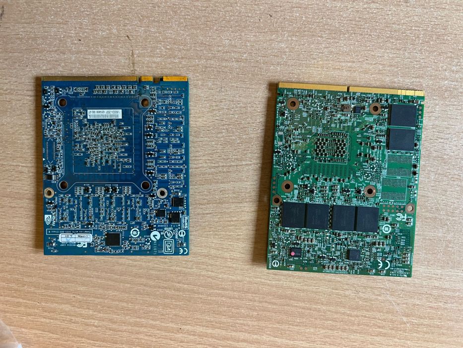 2 placi video nvidia laptop defect