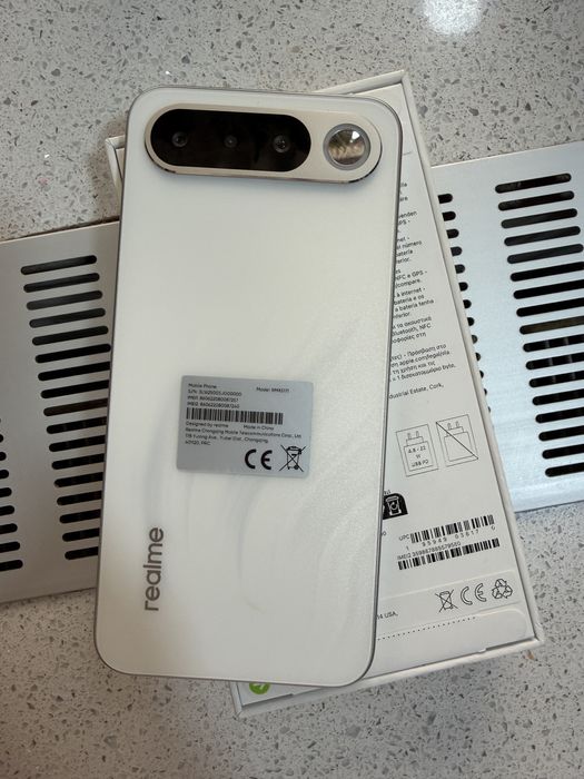 Realme 16 Nou, 8gb ram, 256gb nou