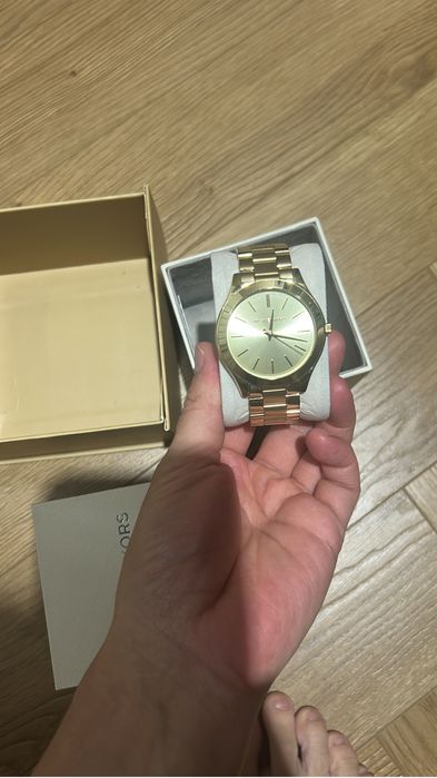 Часы Micheal Kors