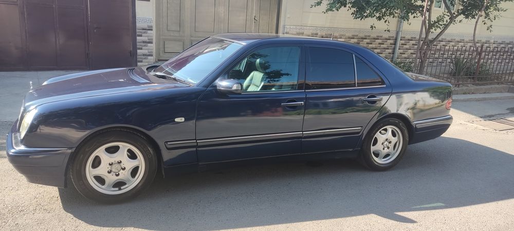 Mercedes W210 E230