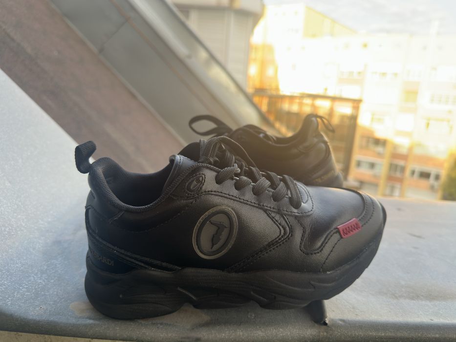 Оригинални обувки Trussardi