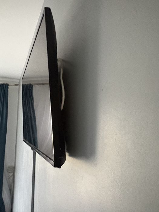 Vand televizor samsung in stare perfecta