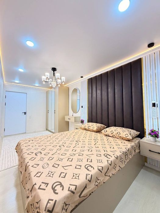 Срочно продаётся Чиланзар 1 квартал  2/4/4. Мебель и Техника