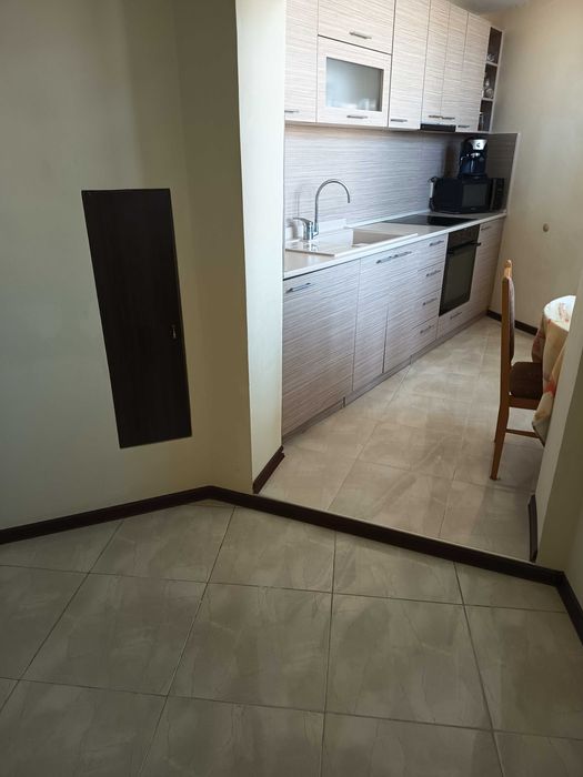 Продавам двустаен апартамент