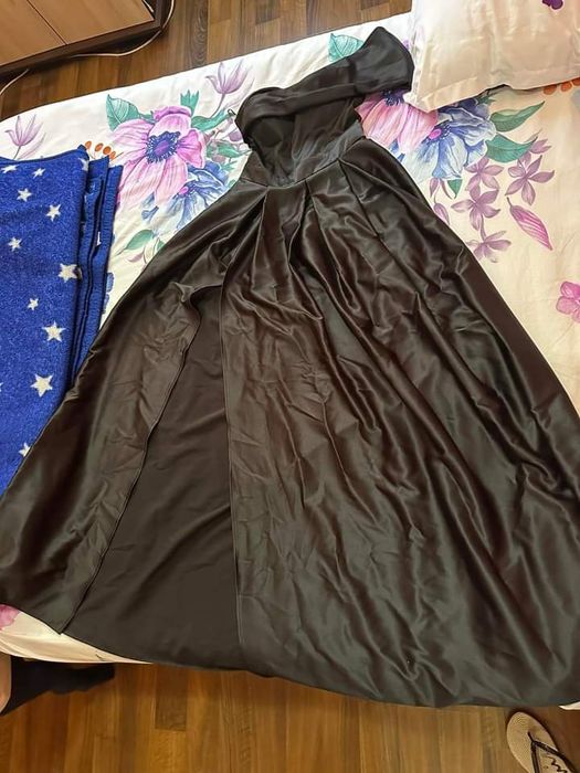 Vând rochie purtata o singura data