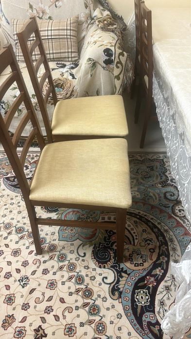 Продам стулья б/у