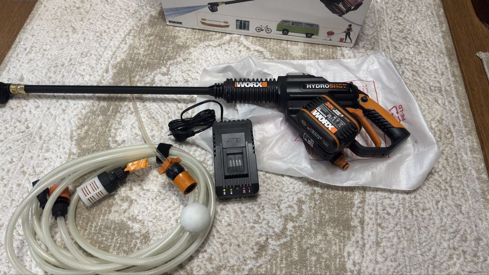 Aparat de spălat cu presiune Worx WG630E Hydroshot