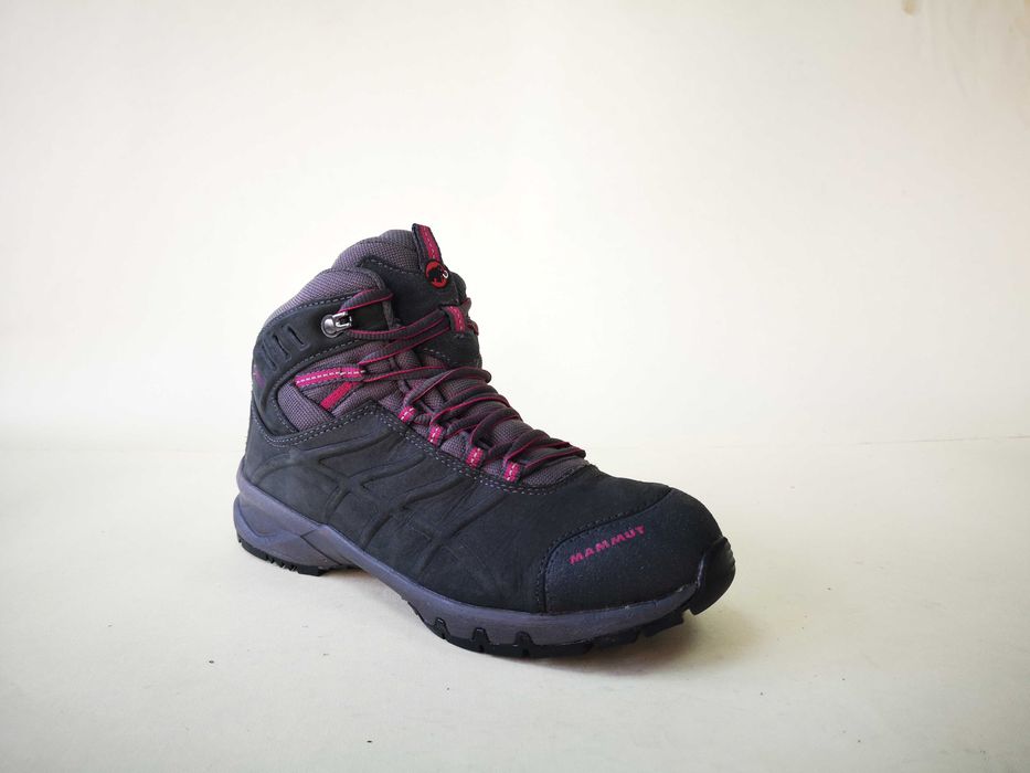 Bocanci  PIELE ghete munte dama  37 38 MAMMUT GORETEX - Imperm Ca NOI