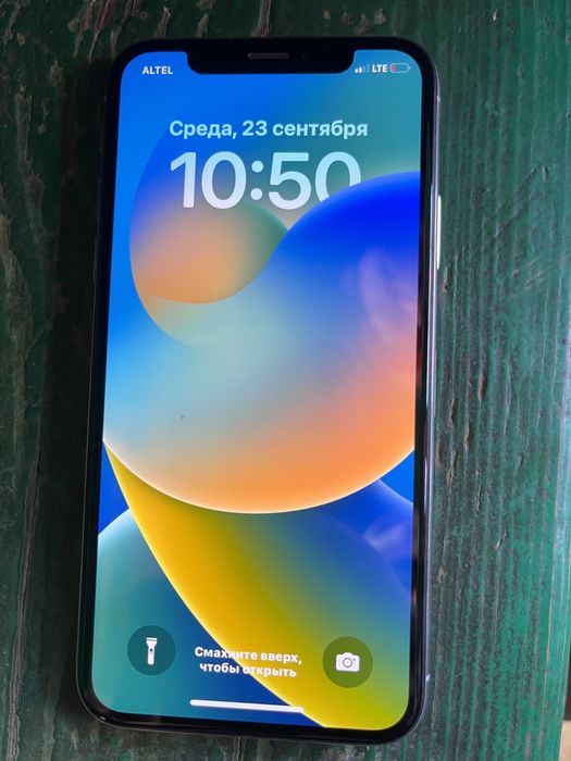 продам iPhone X 256 ГБ