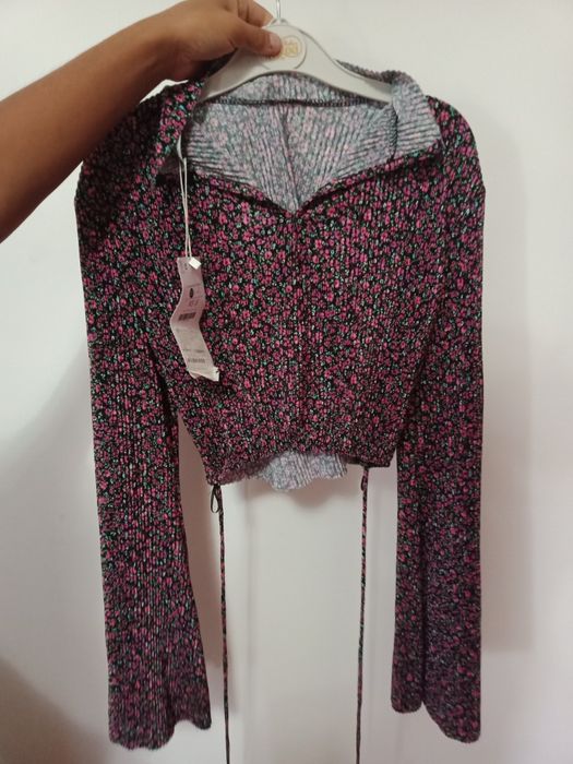 BERSHKA топ новый