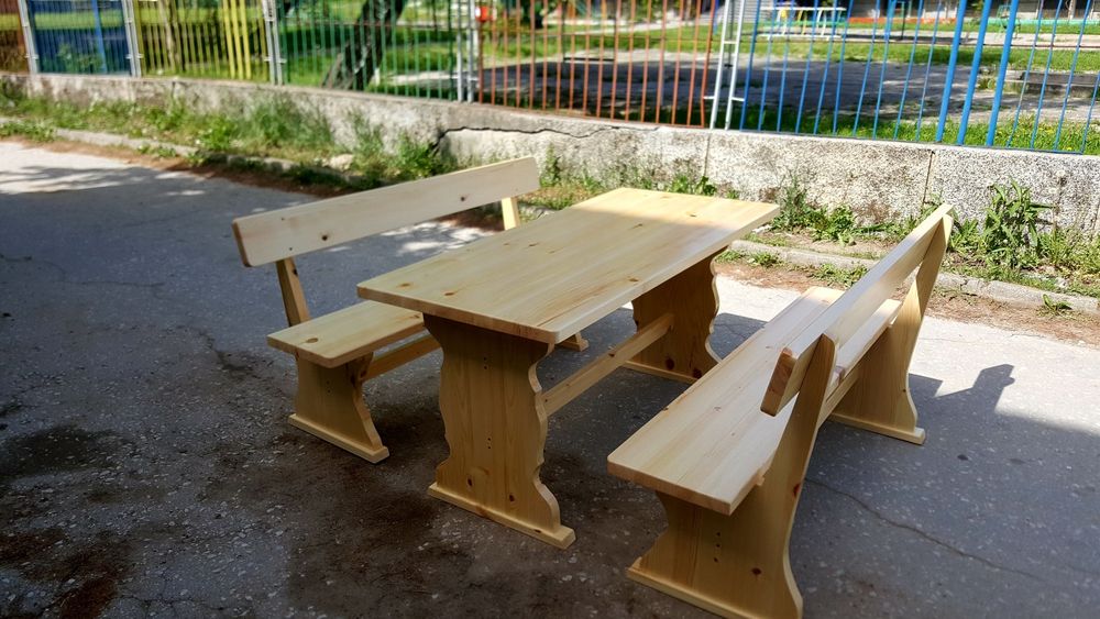 Производство на маси и пейки