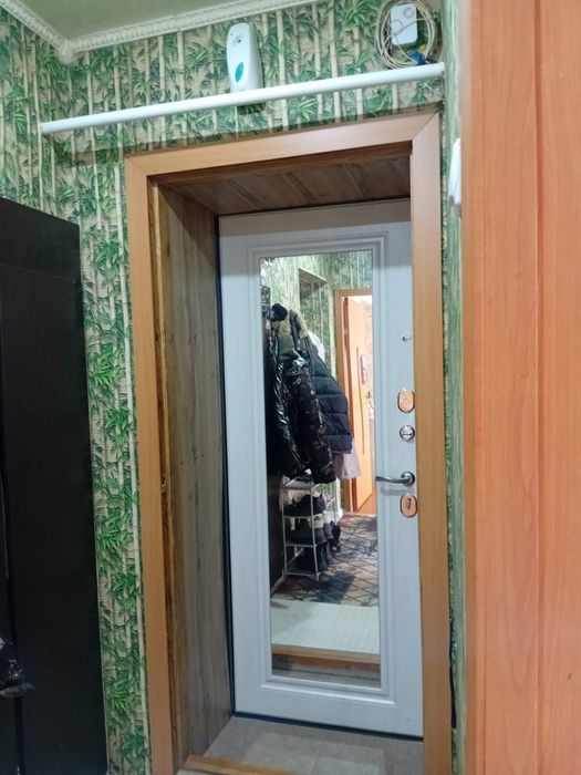 Продам трёх комнатную квартиру