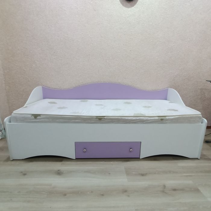 Продаётся детская мебель для девочки