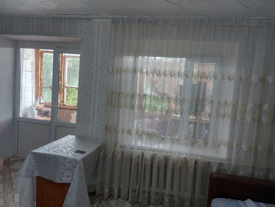 Продам комнату по ул Камзина 4