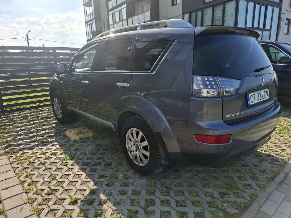 MITSUBISHI Outlander 2009 — imagine 2