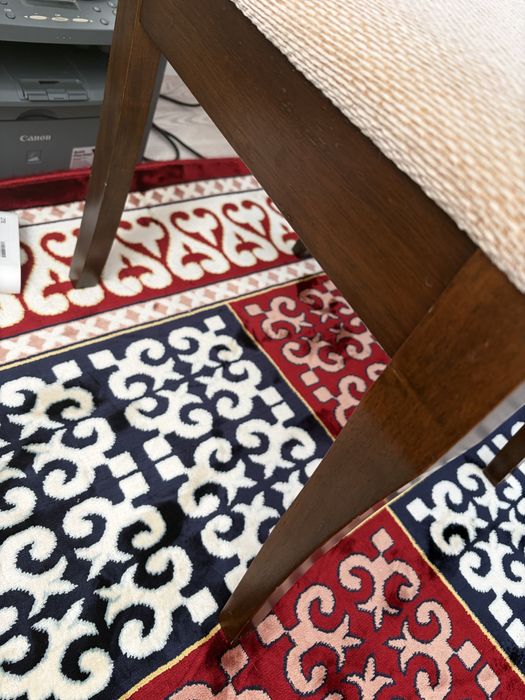 Деревянные стулья для кухни