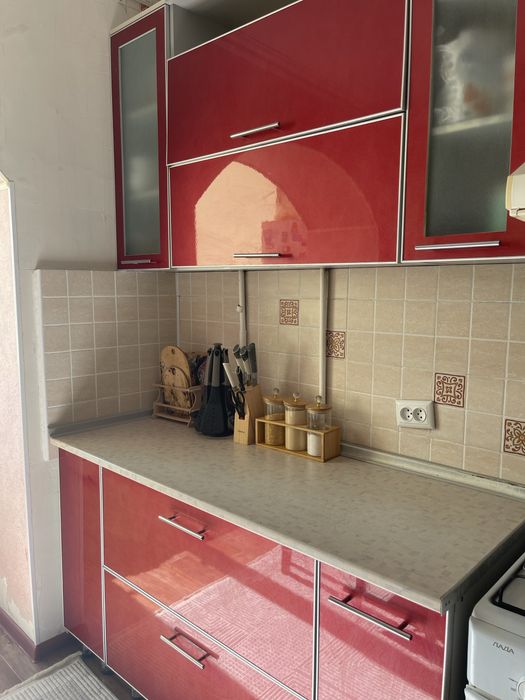 СРОЧНО!!! Продам за 40 тыс кух гарнитур