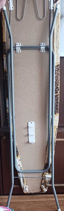 Продавам гладачна маса