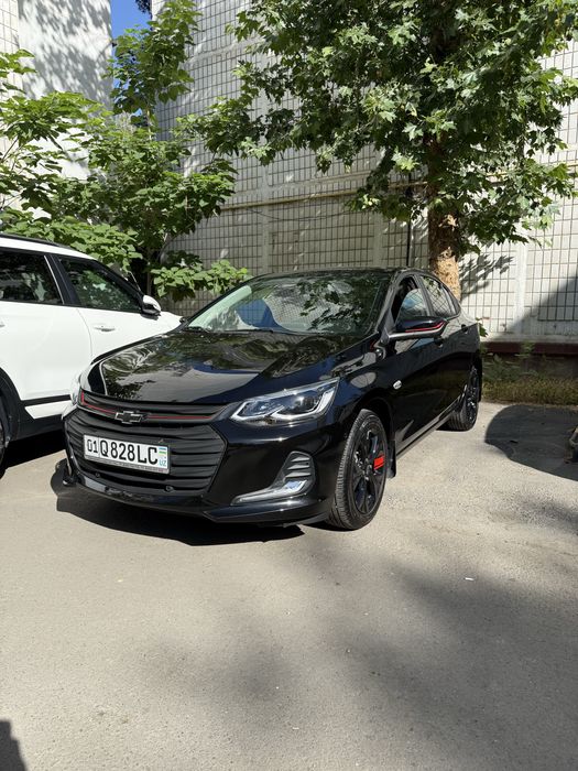 Chevrolet Onix redline 2024
