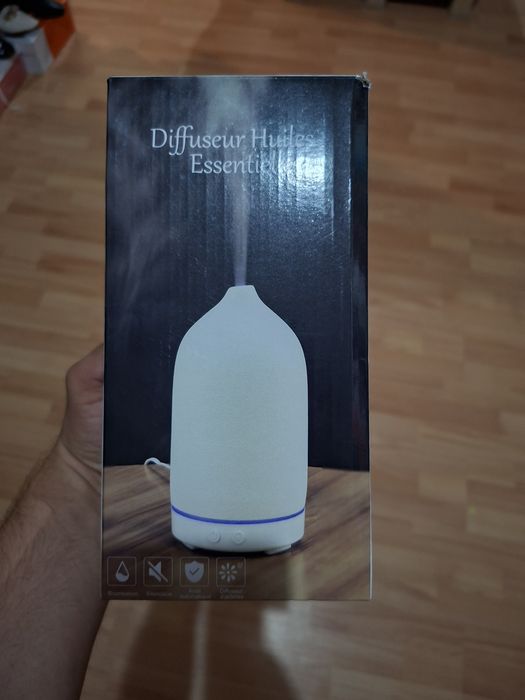 Difuzor aromaterapie / umidificator ultrasonic tip ceramică - NOU la cutie
