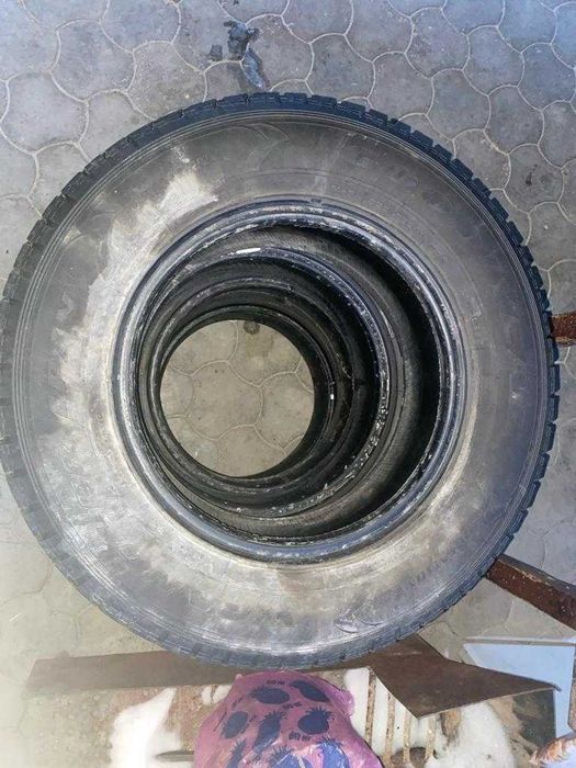 Шины GOODYEAR липучка с отличным протектором