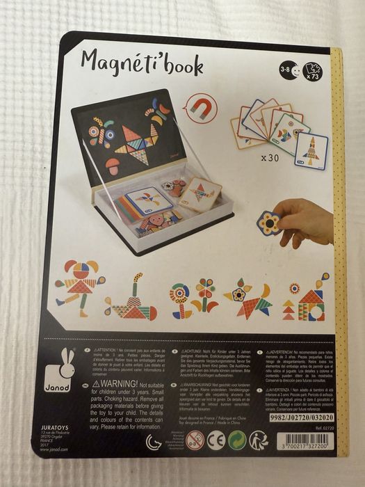 Образователни магнитни книжки с букви и фигурки