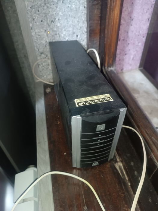 Ups 300wat 220v ishlidi