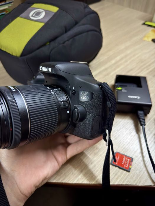 Canon EOS 750D продаю