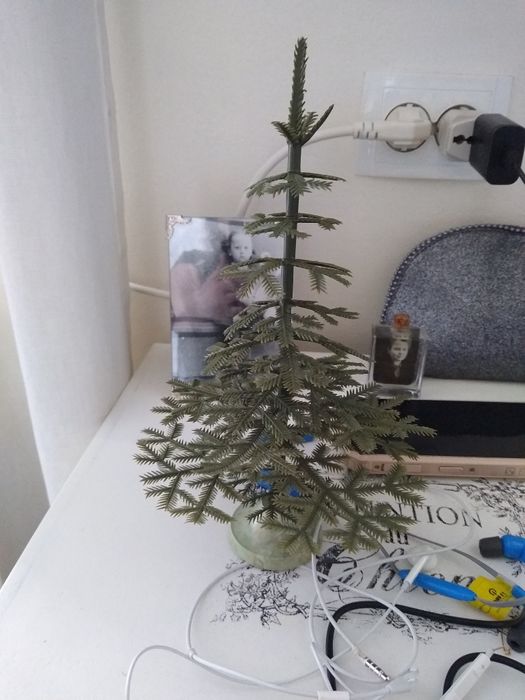 Продам ёлочные игрушки,ёлочку,гирлянда