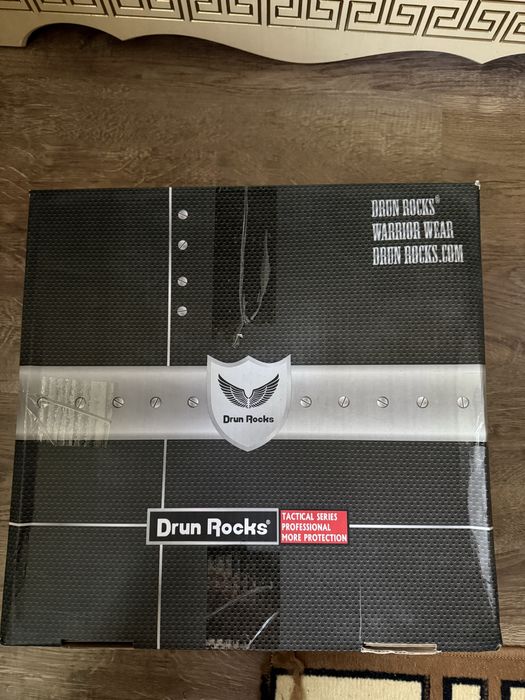 Продам берцы кожанные 44 размер