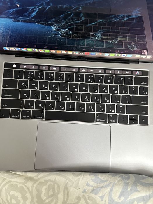 Macbook pro 13 (2017)