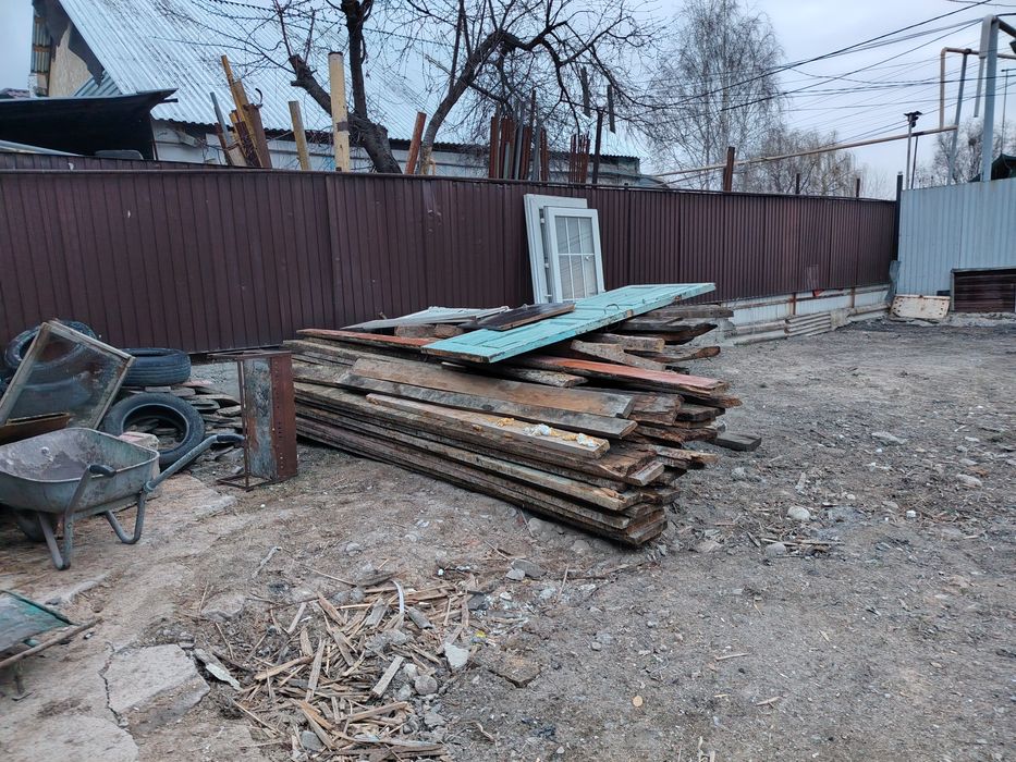 куски дерево, дрова