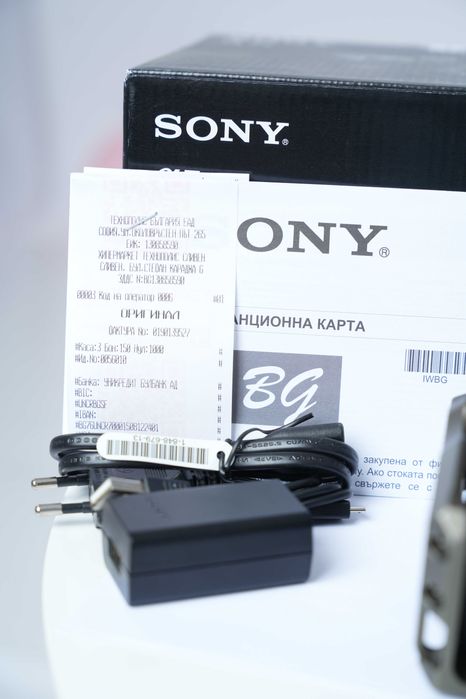 Продавам фотоапарат - Sony A7 III в идеално състояние