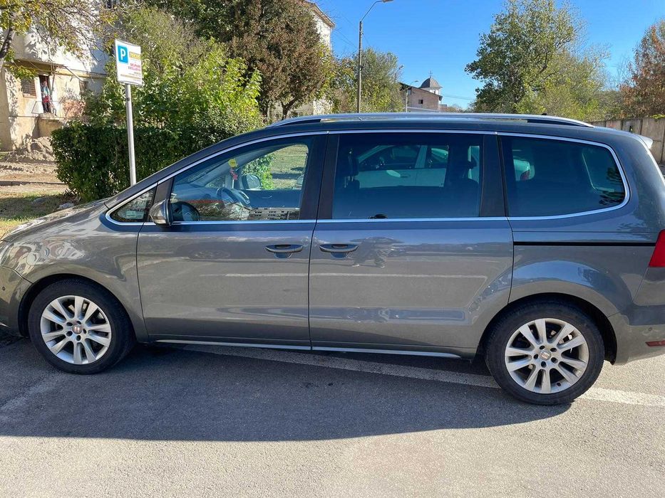 Vand VW-  2.0  - 7 Locuri -170CP consum 5-6%