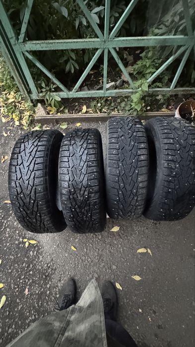 Продам зимние шины