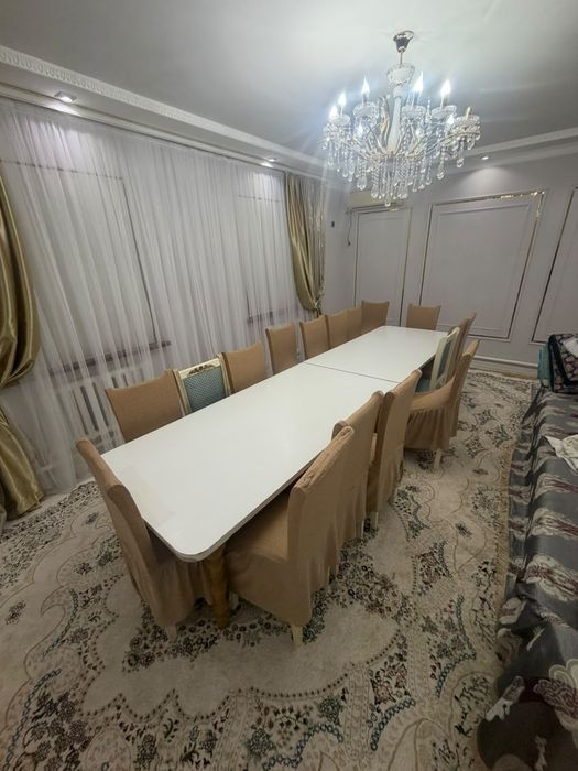 Срочно продаётся стол и стуля