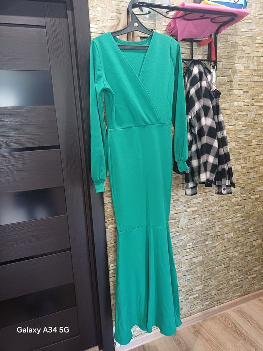 Продам платья новое и б/у