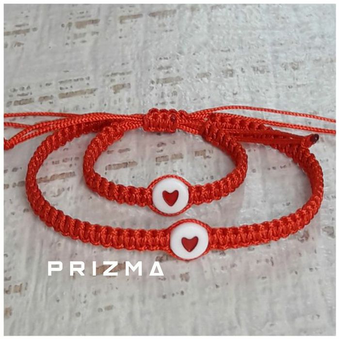 Комплект парных сердец для ребенка и мамы красные.