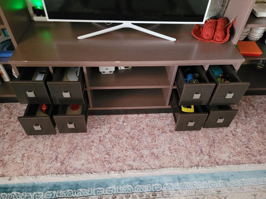 Продам горку гостинную