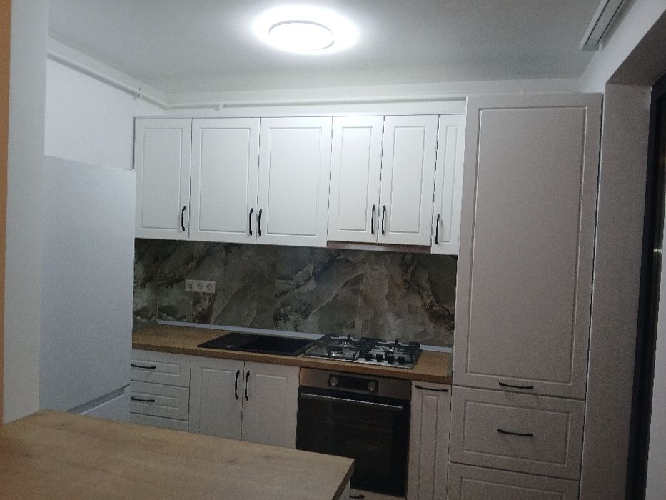 Apartament de închiriat str Grănicerilor 2 cameri. Open Space
