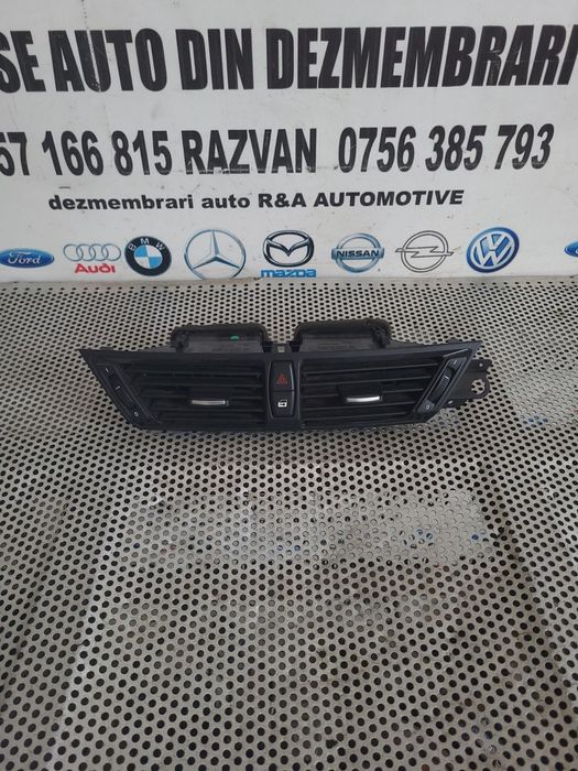 Grile Grila Aerisire Ventilatie Bord Centrala Bmw X1 E84 Volan Stanga Dezmembrez Bmw X1 E84 2.0 Die