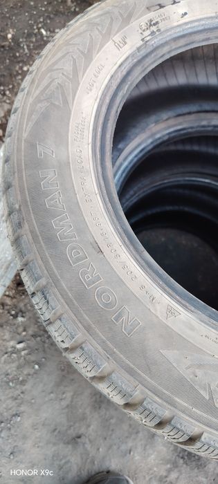 Продам зимнюю резину