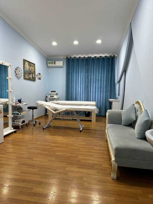 Кабинет в элитном центре, для косметолога и др. Косметолог учун хона.