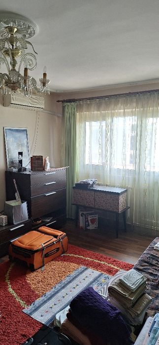 Apartament 3 camere, 74 mp