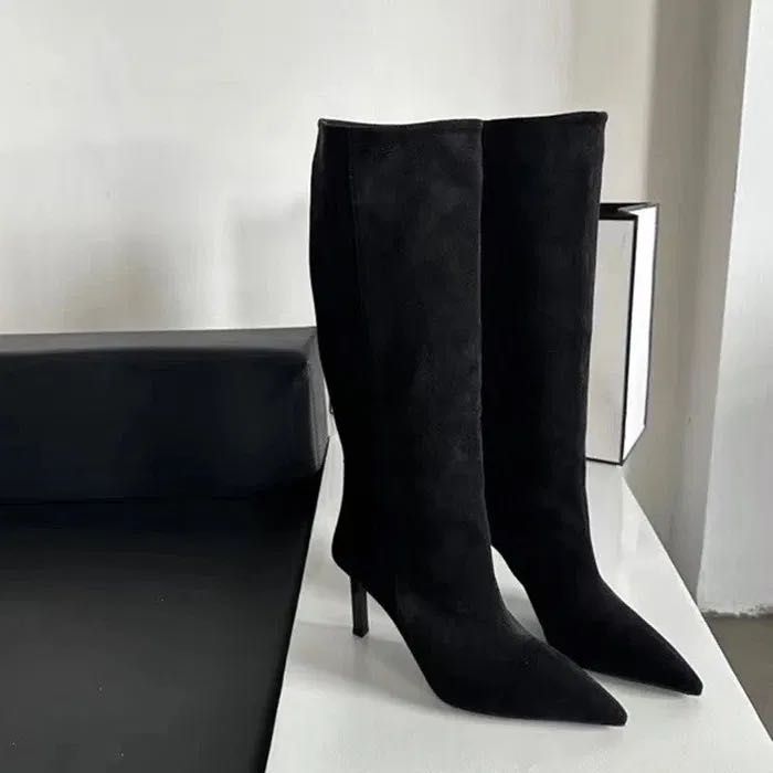 Дамски велурени ботуши