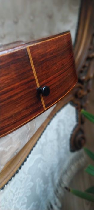 Концертна класическа китара