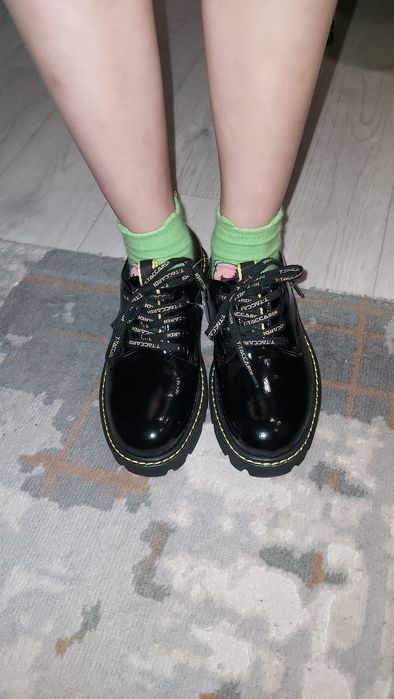 Обувь на девочку