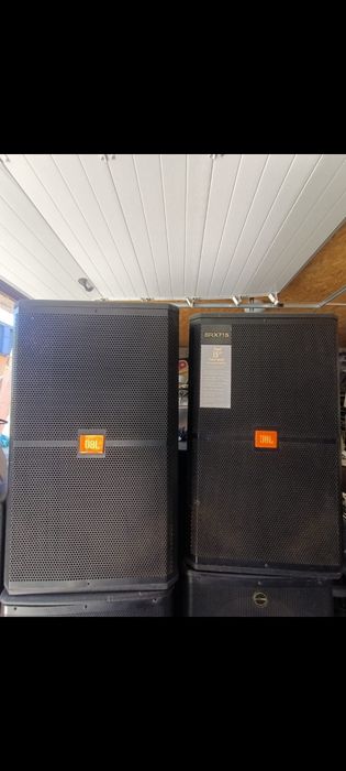 Колонки музыкальные JBL